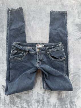 YMI City of Angels Low Rise Dark Wash Skinny Jeans Size 9